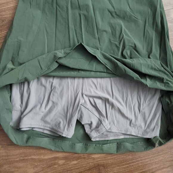 Outdoor Voices - The Exercise Dress with Shorts 299874 | Size Large | Evergreen - Picture 5 of 15